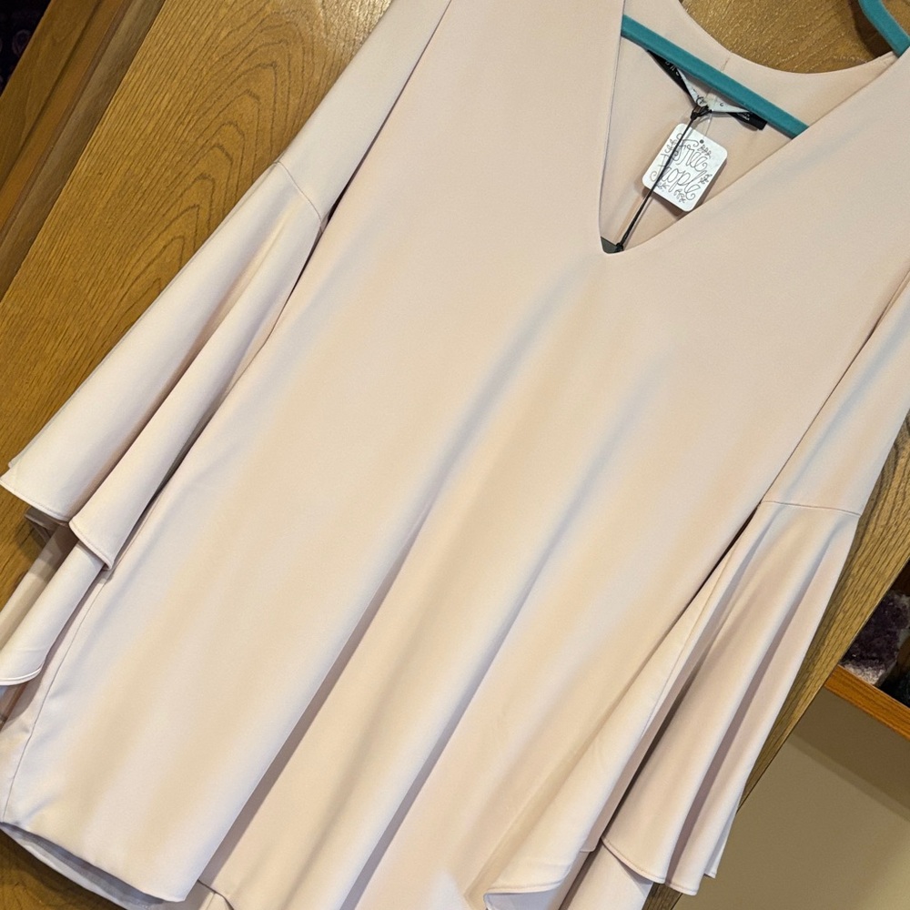 Chic Backstage pale pink Mini Dress with Flared Sleeves